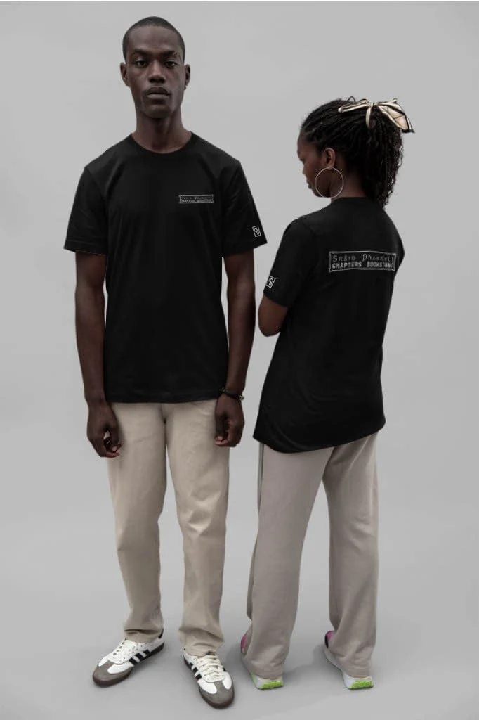 Bookstore Chapters: Chapters Street Sign Black T-shirt Size Large [2024]