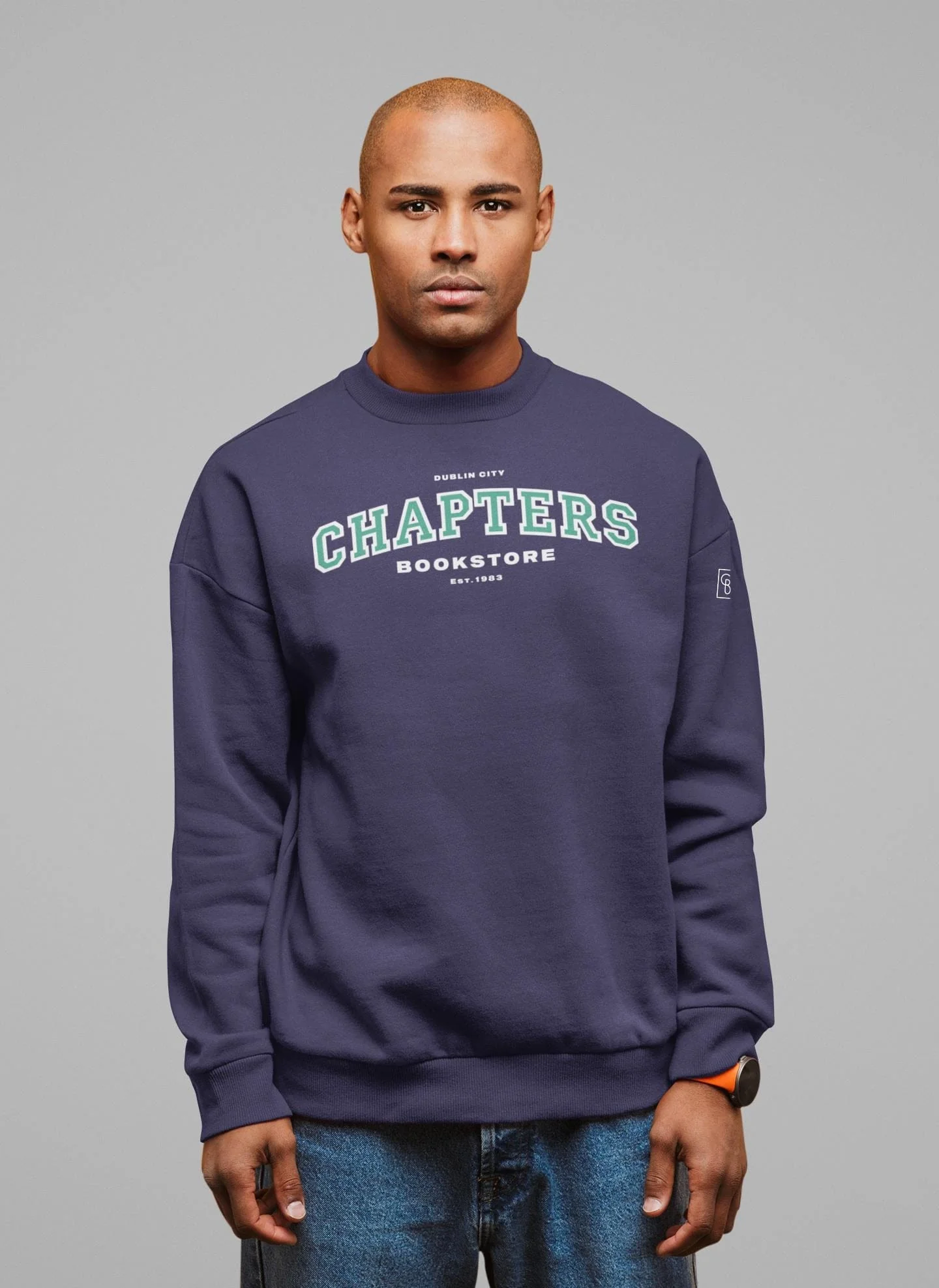 Bookstore Chapters: Chapters Varsity Navy Sweatshirt Size Large [2024]
